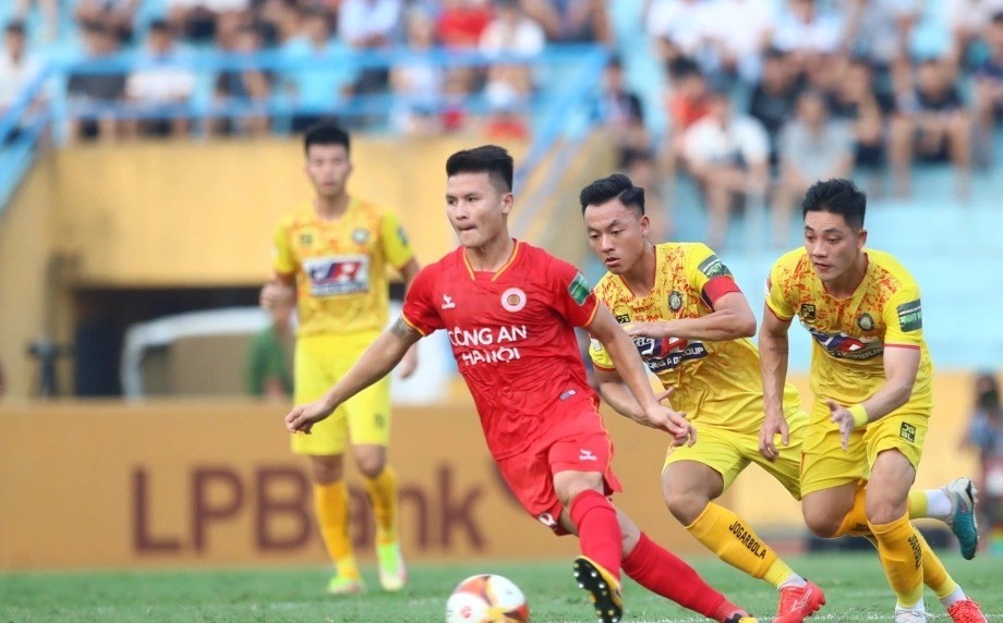 Công An Hà Nội sẽ có được chiến thắng trên sân của Đông Á Thanh Hóa. nhan-dinh-soi-keo-dong-a-thanh-hoa-vs-cong-an-ha-noi-luc-17h00-ngay-15-6-2025-2