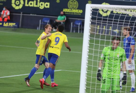 Nhận định soi kèo Oviedo vs Cadiz lúc 23h30 ngày 1/6/2025