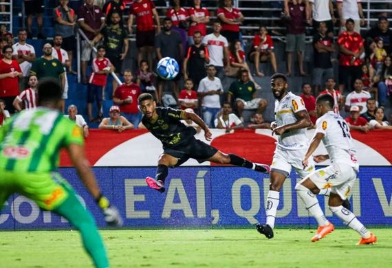 Nhận định soi kèo Avai vs CRB lúc 06h30 ngày 8/6/2025
